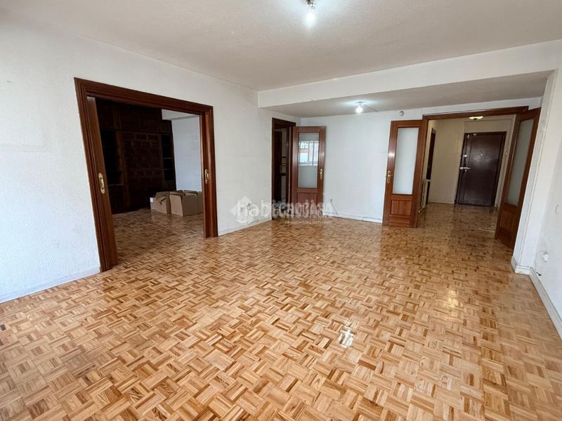 Foto f6895267-17d6-4104-9d9f-c01217acdcce. Pis a Guindalera Madrid