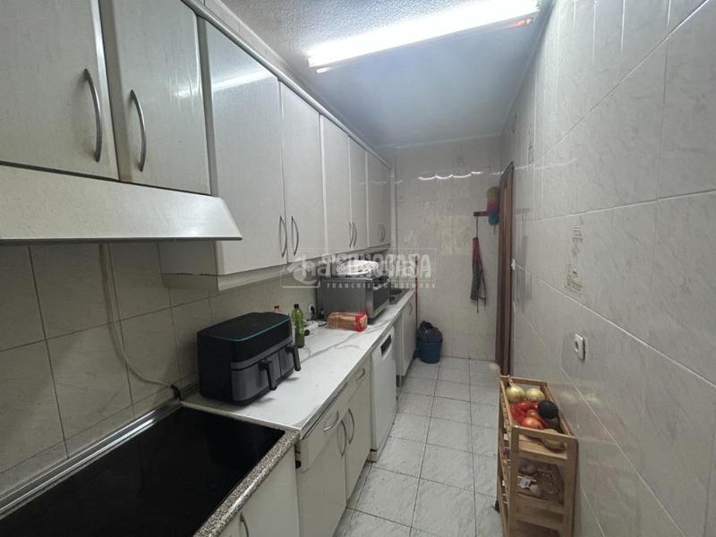 Foto 0084e6df-ab2d-44cc-b99f-15ee65814016. Flat with heating in Cuatro Caminos - Azca Madrid