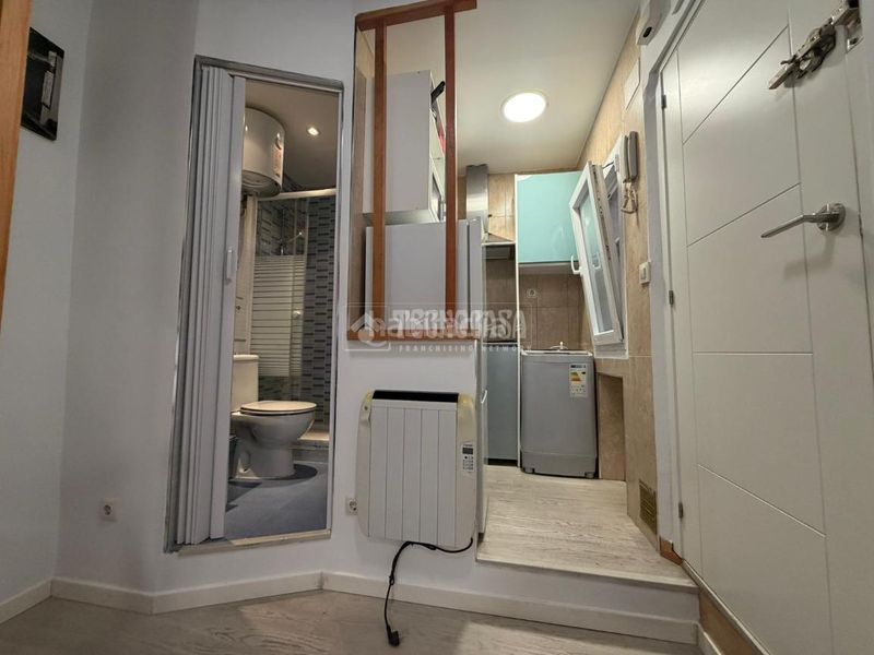 Foto 42a40fa0-4c98-43ce-bf6c-7b471e075c9c. Estudi a Berruguete Madrid