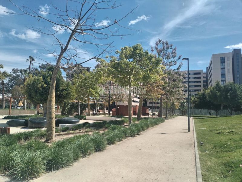 Foto 5f2caa3f-ba93-4eeb-a0c7-5e1084caa8a1. Pis a Martiricos - La Roca - La Rosaleda Málaga