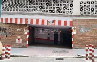 Aparcament cotxe a La Trinidad