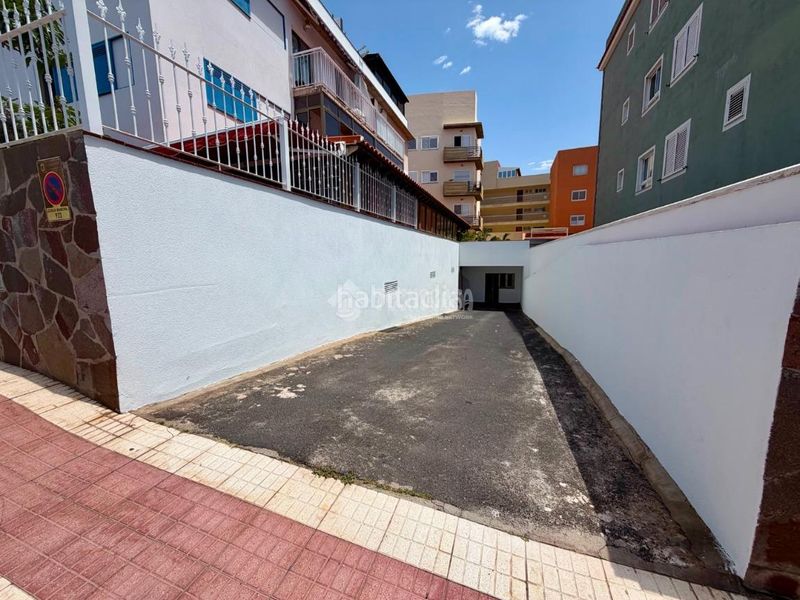 Foto f8cddf1e-13ce-487a-8d16-0d0d25dc3425. Car parking in Las Caletillas - Punta Larga Candelaria