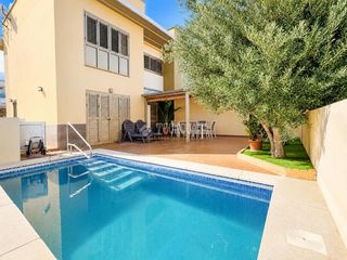 Towny house in Candelaria - Playa La Viuda. Casa en venta en candelaria