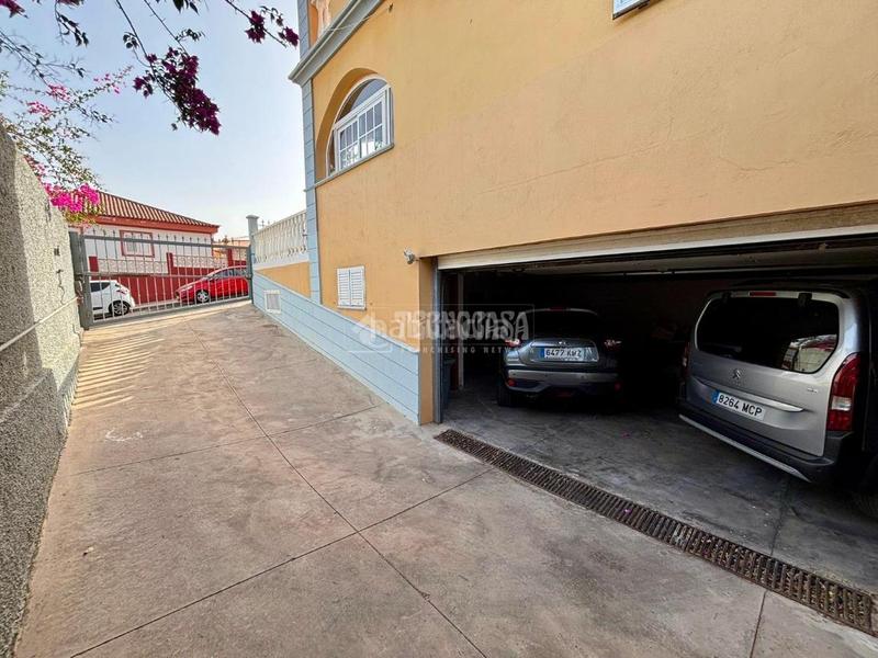 Foto ffc5612f-a786-444c-ac62-e18eb3a1b4bd. Maison jumelée avec parking dans Las Caletillas - Punta Larga Candelaria