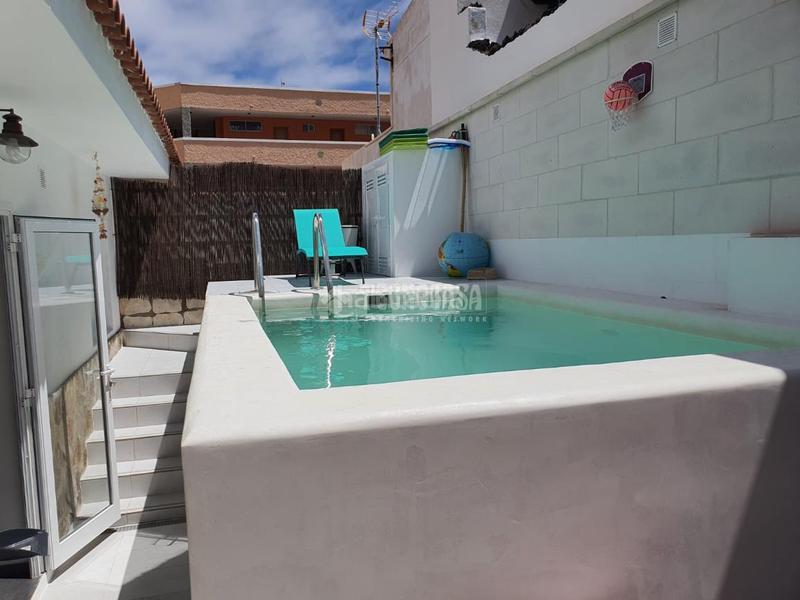 Foto f0f87742-33e4-45d1-852f-1112f58af53c. Pis amb piscina a Las Caletillas - Punta Larga Candelaria