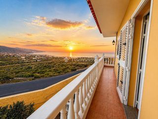 Edifici a Cuevecitas - Malpaís. Edificio en venta en candelaria