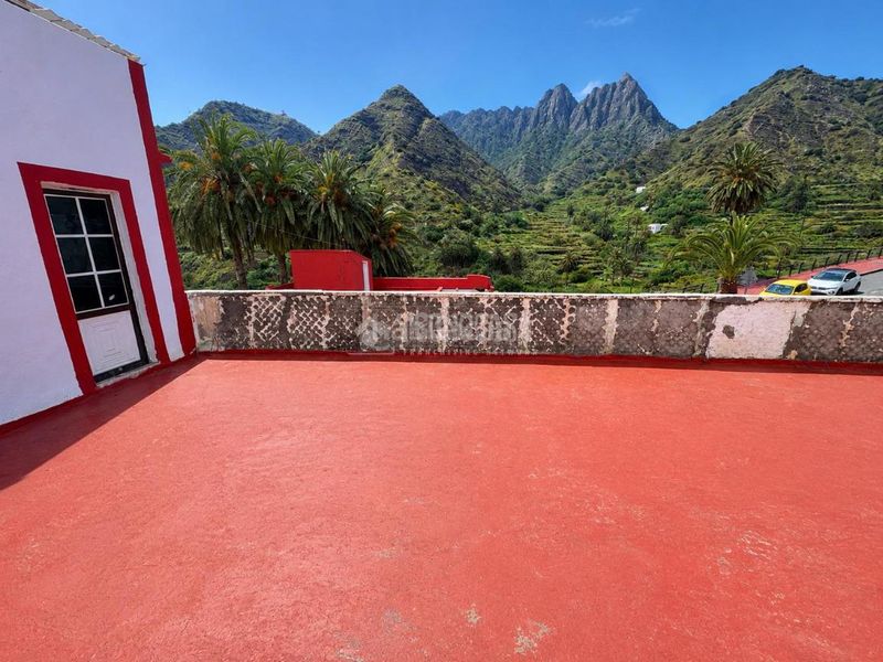 Foto b113b44f-ee1d-499a-8090-5ea45de815a0. Casa aparellada a Hermigua