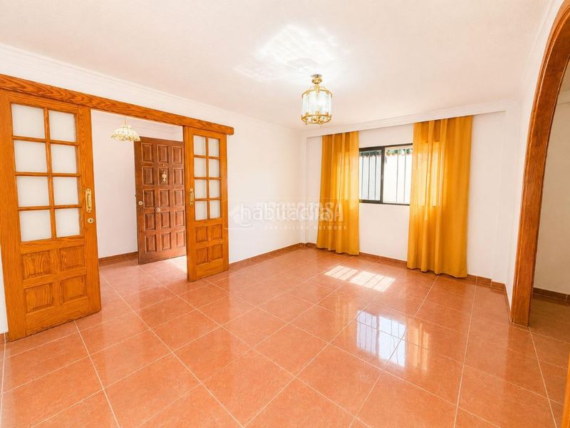 Foto 953f0bae-5bed-4938-bb81-557fd9bf9032. Casa amb aparcament piscina a Barranco Hondo Candelaria