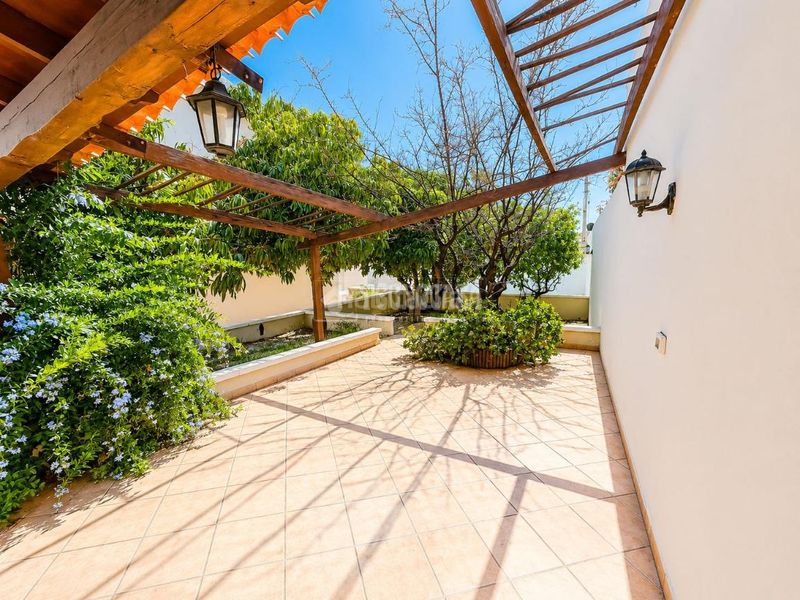 Foto a1b3ae1d-5927-4e12-bee0-3d875b5f46f4. Casa amb aparcament piscina a Barranco Hondo Candelaria