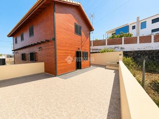 Maison  Calle curva juan pestano. Casa en venta en candelaria