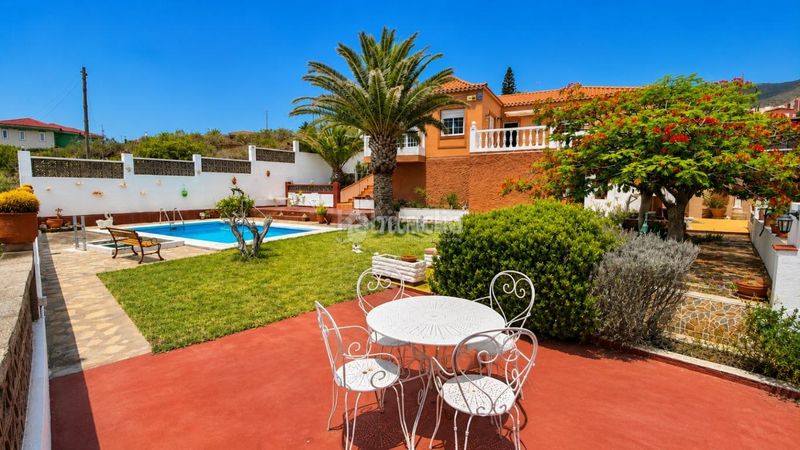 Foto c0f514d3-8f8d-4479-b3ff-873305737cb6. Casa a Barranco Hondo Candelaria