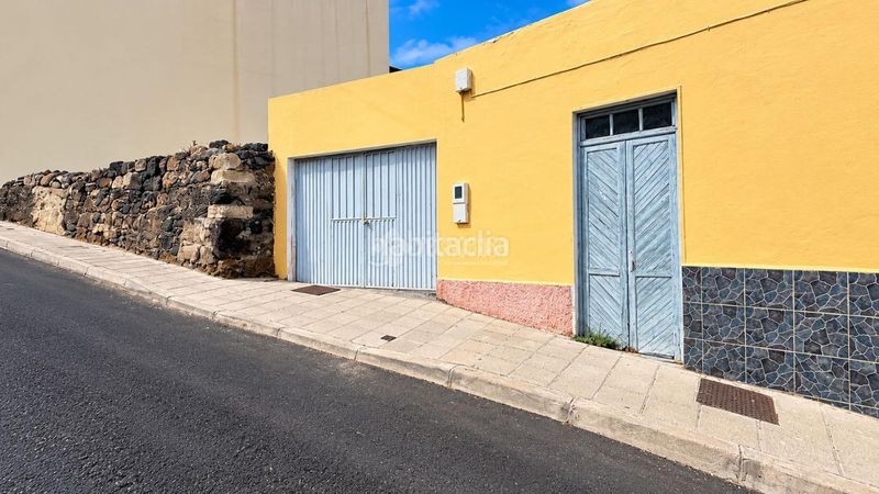 Foto 893c777e-d390-41e5-80c1-88f698713a65. House with parking in igueste de Candelaria Candelaria