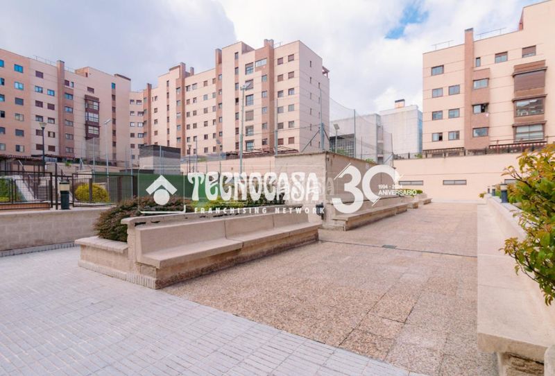 Foto 98cf7eb1-b731-48d9-9c5d-5a55c8c67c28. Pis amb calefacció aparcament piscina a Simancas Madrid