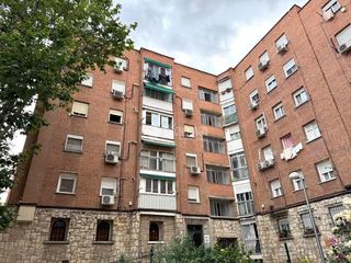 Flat in Simancas. Piso en venta en madrid