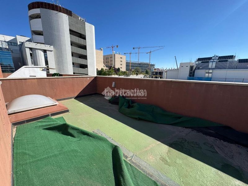 Foto 4d6dd528-c9e5-4f31-b5d3-bc47d858a7ca. Loft amb calefacció a Simancas Madrid