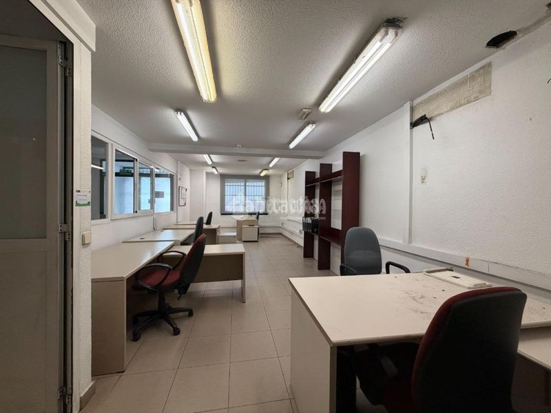 Foto ea4459d9-f696-48ed-b0cf-52621c36ffe3. Affitto edificio in Simancas Madrid