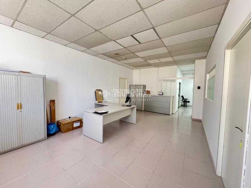 Foto 3c7f8bdf-9d8b-423f-8a93-1f0818cea696. Local comercial nave en venta en Simancas Madrid