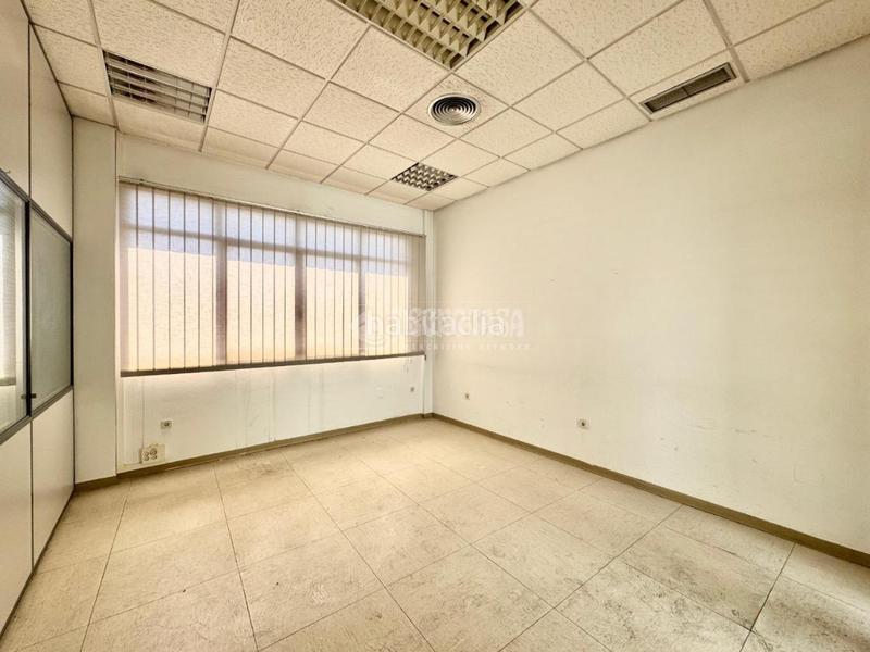 Foto 340d58e4-e39b-4ee5-9aa6-0b26968cbbc9. Édifice dans Simancas Madrid