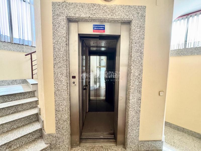 Foto 48d35962-ec3a-4d26-8351-713ab9e0eb5b. Édifice dans Simancas Madrid