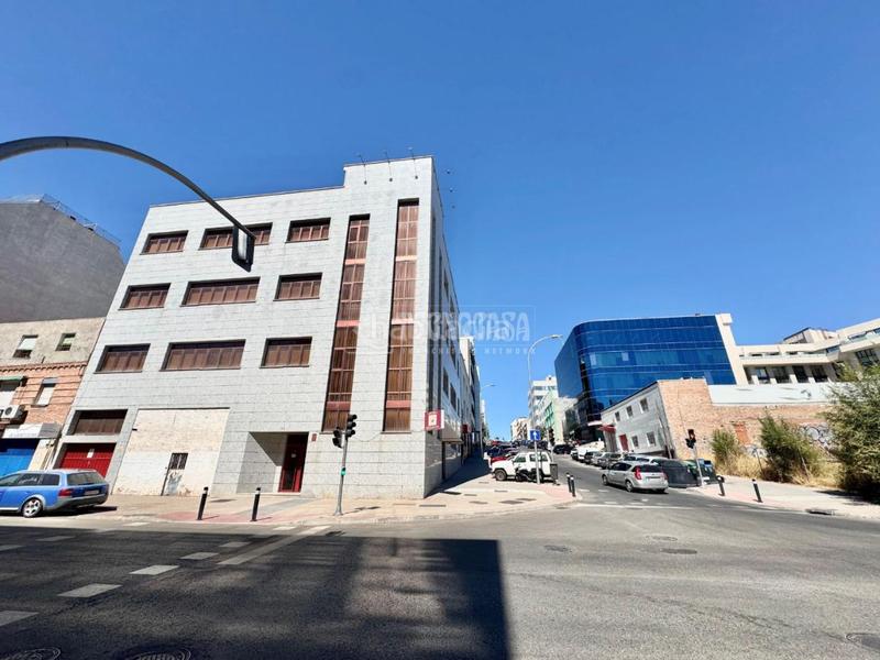 Foto 551130ee-089f-4a5b-a014-09b043da8e42. Édifice dans Simancas Madrid