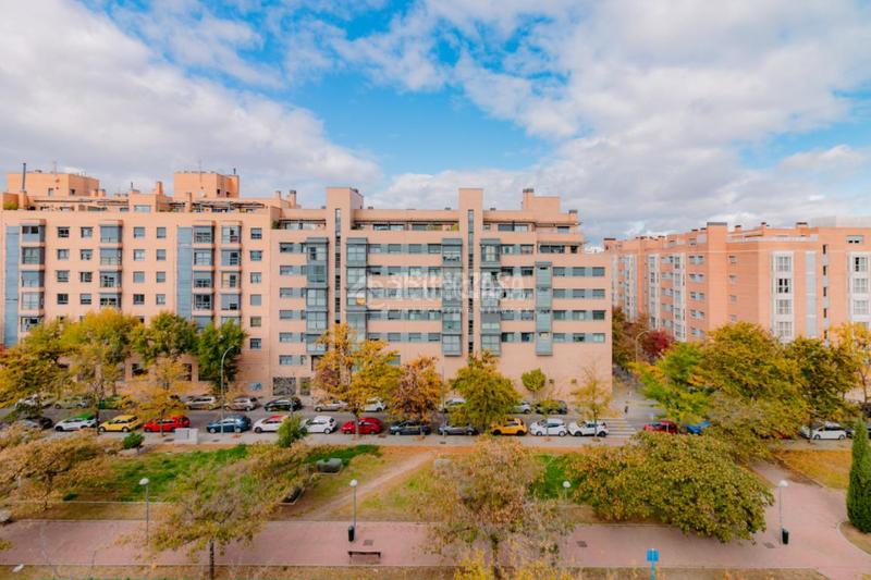 Foto d652cee4-2028-4844-b7fe-1139ae858f35. Piso  en venta en Simancas Madrid