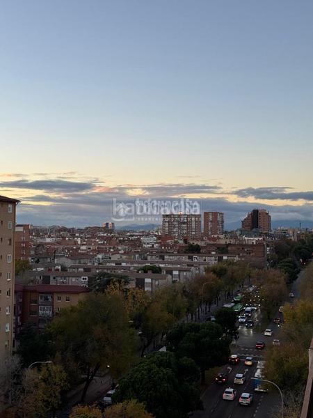 Foto 4c8904c7-608b-4348-b2c9-6c3dee967612. Locale commerciale con riscaldamento in Simancas Madrid