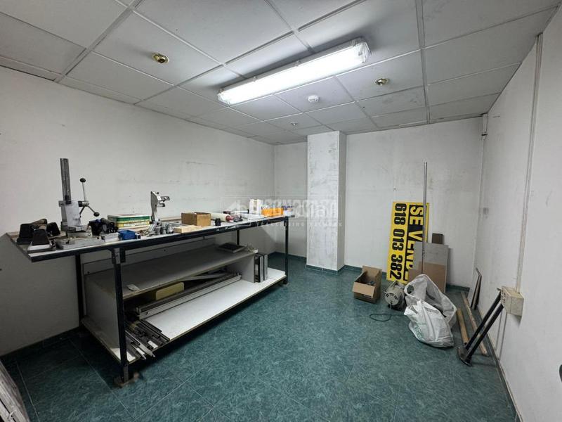 Foto b7e1df58-94db-4583-abf2-6ab91cdb1a1f. Locale commerciale con riscaldamento in Simancas Madrid