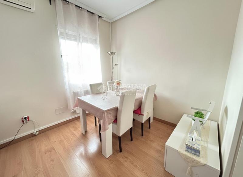 Foto 02b2fea7-79f9-43b9-b34a-83d2d79280bd. Etagenwohnung in Simancas Madrid