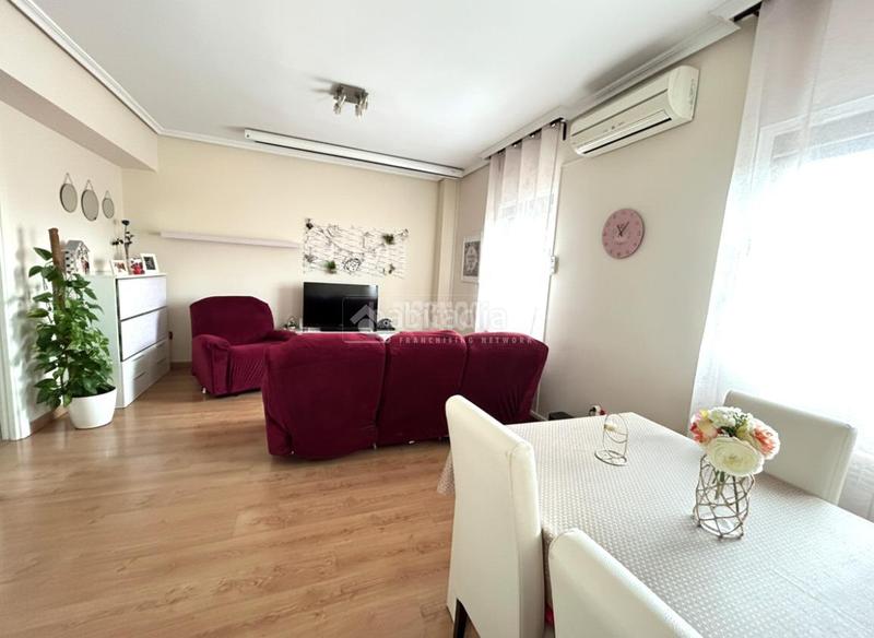 Foto 281a631e-cd5b-46d2-91d9-ec3453391e7b. Etagenwohnung in Simancas Madrid