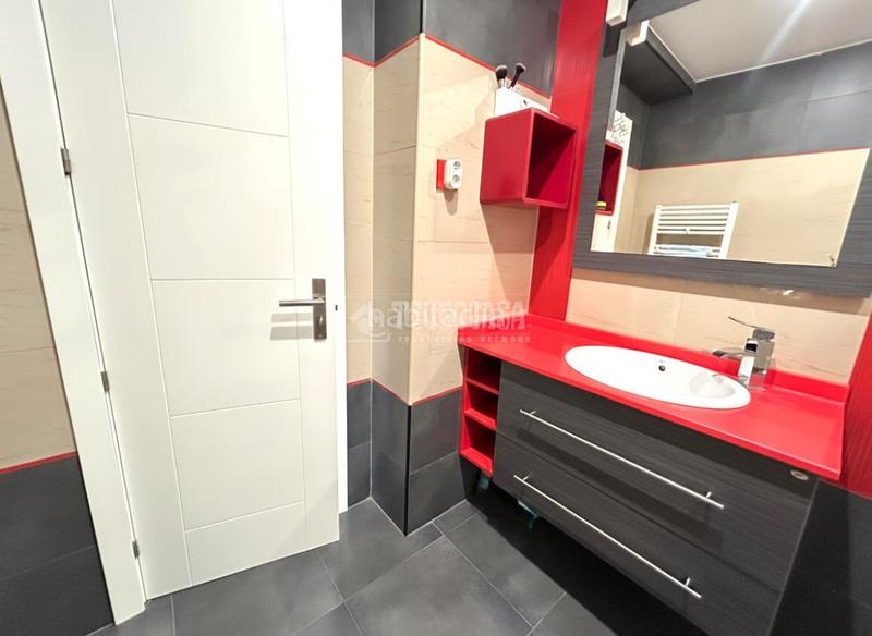 Foto 5daf0f74-5c38-4546-a756-edcd48212aff. Etagenwohnung in Simancas Madrid