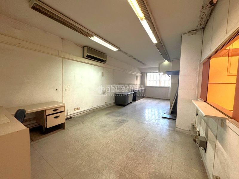 Foto 95593c17-2274-4788-a8cc-bbd737a7b10d. Local comercial amb calefacció a Simancas Madrid