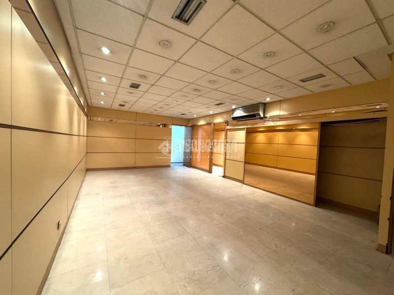 Foto fc7f2311-8cdc-4ded-9559-d8c4e2d989eb. Local comercial amb calefacció a Simancas Madrid