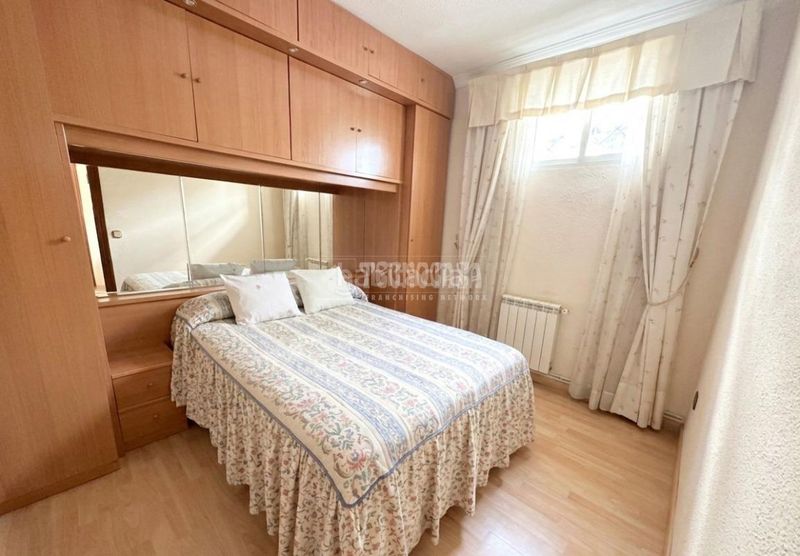 Foto 97bba6cb-d71c-474f-924d-3de7894f347f. Pis a Simancas Madrid