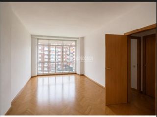 Piso en Santa Eulàlia. Piso en venta en lhospitalet de llobregat
