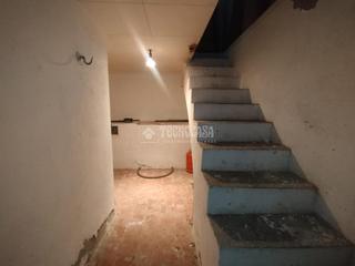 Local commercial dans Santa Eullia. Almacn en venta en lhospitalet de llobregat