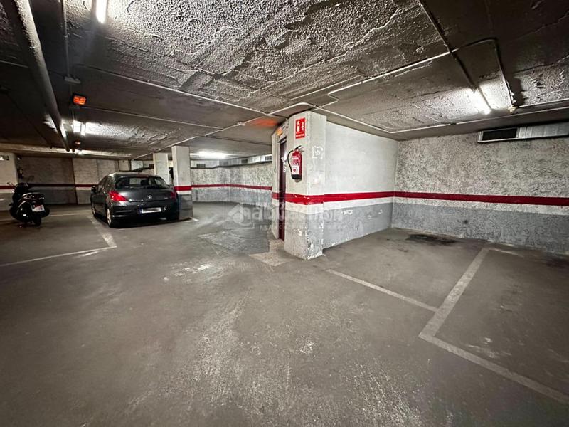 Foto 20f47177-f318-491f-8357-426d8b7b08b8. Aparcament cotxe a Santa Eulàlia Hospitalet de Llobregat (L´)