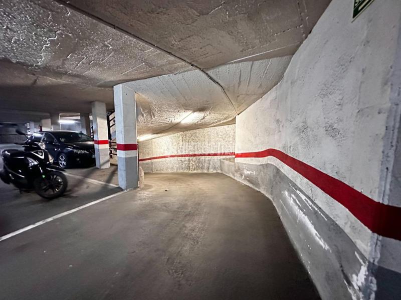 Foto 7ce0e8be-ab34-4040-adea-67359bb8e65c. Aparcament cotxe a Santa Eulàlia Hospitalet de Llobregat (L´)