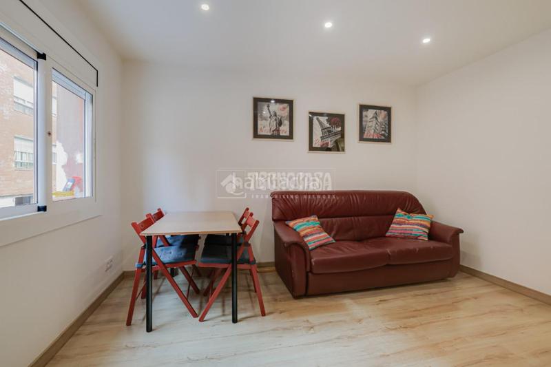 Foto 0b0dec6c-161a-40da-9d04-9f7579e0c35f. Piso  en venta en lhospitalet de llobregat en Hospitalet de Llobregat (L´)