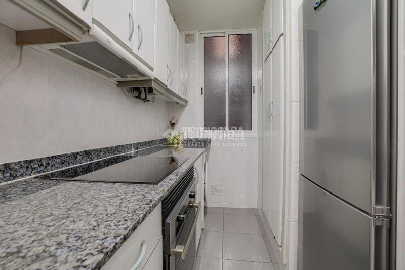 Foto d60c15f6-edf0-490e-bd8d-9cbe4c6a70e2. Piso  en venta en lhospitalet de llobregat en Hospitalet de Llobregat (L´)