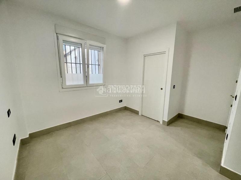 Foto 345e058c-26cd-4afd-a43c-41e0589937fe. Piso  en venta en Cobeja