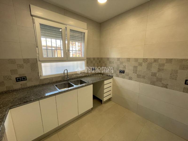 Foto 3e070db5-17c7-44cb-874c-257bc7e68e72. Piso  en venta en Cobeja