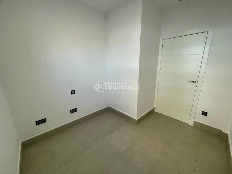 Foto ef95113b-e79d-4b55-89f9-9f3aaefbbd31. Piso  en venta en Cobeja