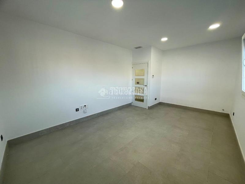 Foto f2e8c26b-394f-46f6-8a48-03b0aff81e35. Piso  en venta en Cobeja