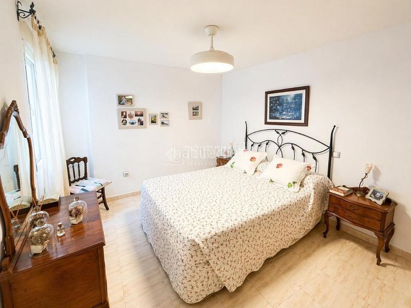 Foto 0a9305f0-e5cb-4837-b3b7-dbe9a9401768. Pis amb calefacció aparcament a Yuncos