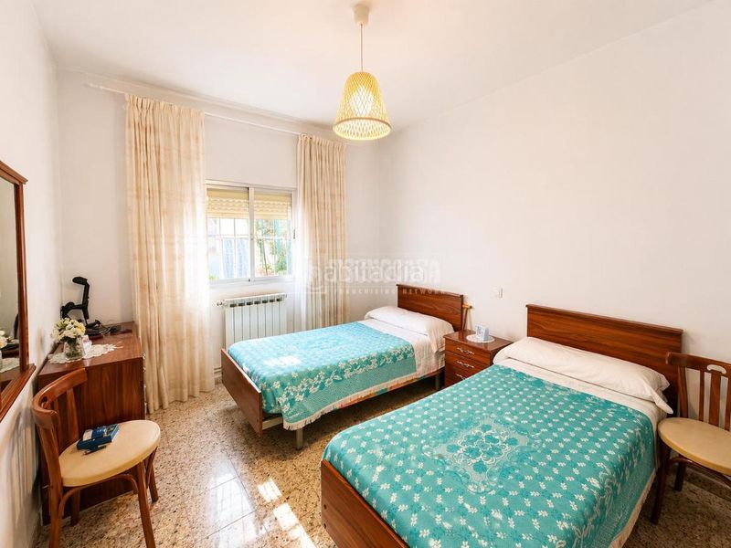 Foto 6d32827f-8926-4509-b7a3-c620aa84e599. Casa aparellada a Centro Illescas