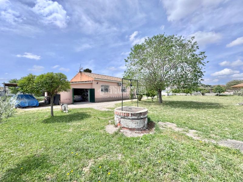 Foto aa7b468c-69ee-44f4-b69e-2fae096c9791. Casa a Yeles