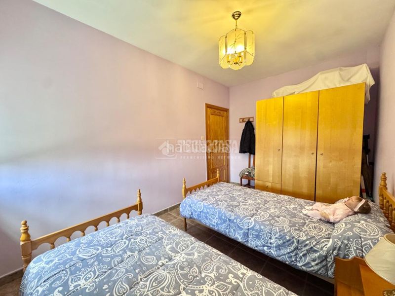 Foto b7d92b50-f3a5-4228-8829-3c8cae091327. Casa a Yeles