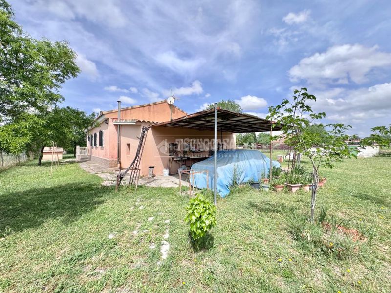 Foto d7bf50e7-4a11-4a2b-b276-6551b8010805. Casa a Yeles
