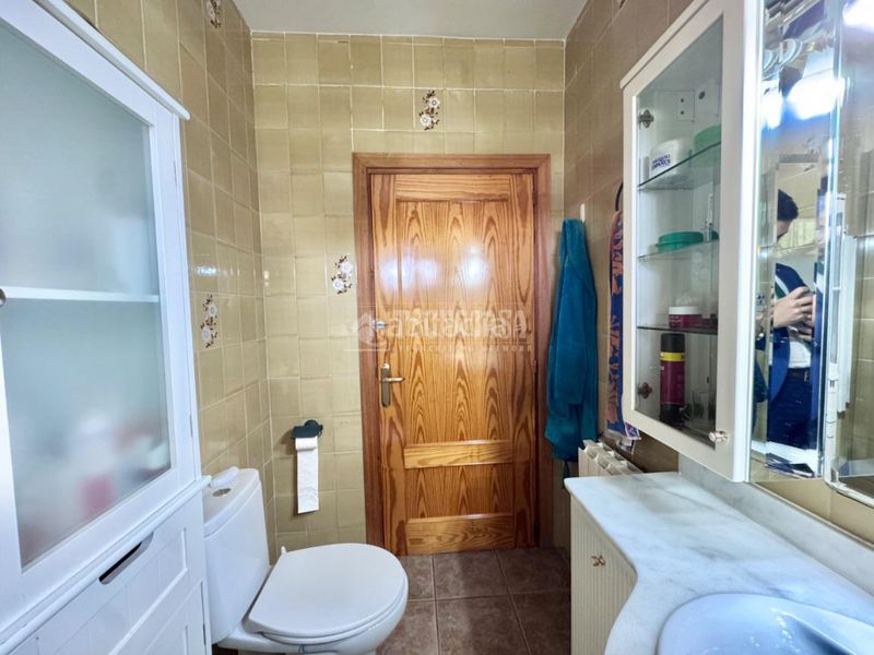 Foto d9cf8244-9db7-47d6-ac39-fd2429c78e4d. Casa a Yeles