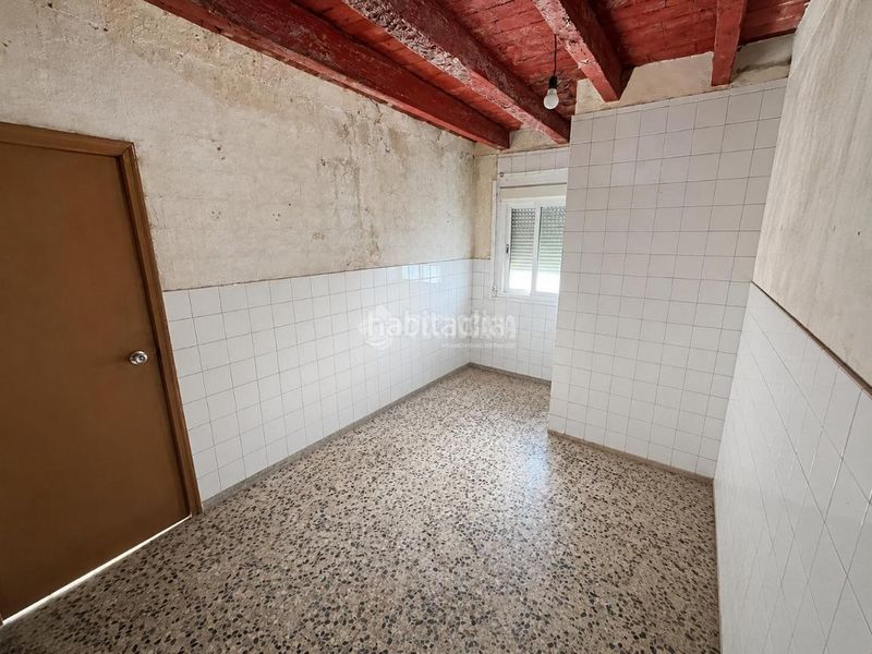 Foto 17384af8-39d8-4f36-b035-f36d8b137994. Casa aparellada amb calefacció a Estación-Cruz Roja Illescas
